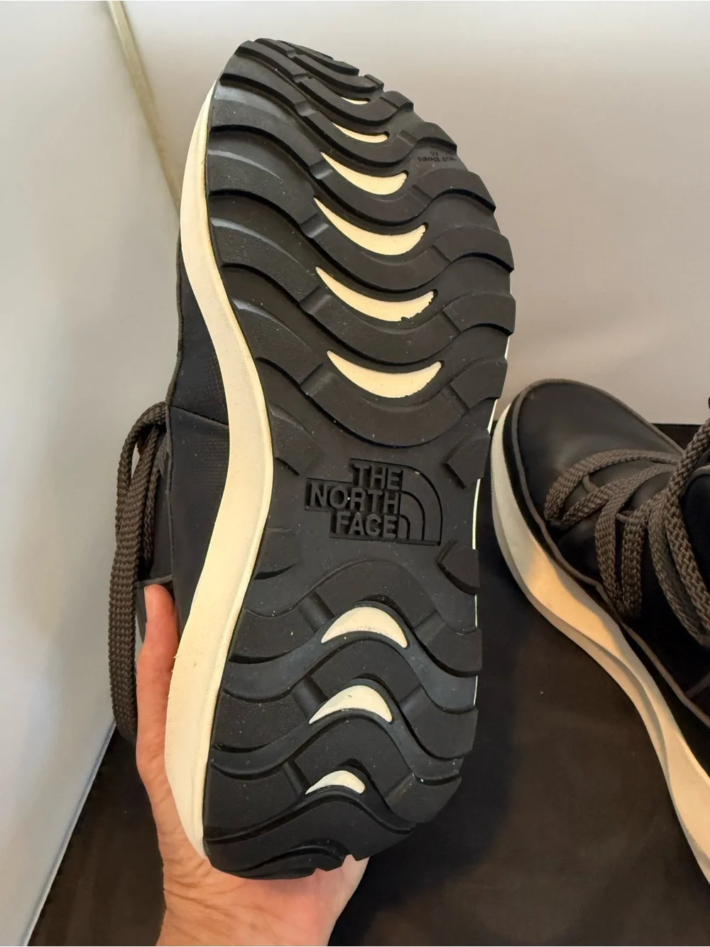 The North Face Women’s Halseigh ThermoBall™ Lace Waterproof Boots Size 10